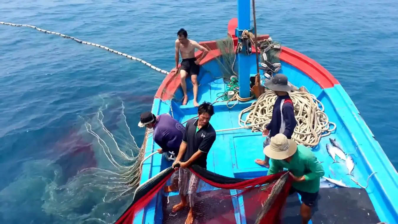 ham ninh fishing village phu quoc 